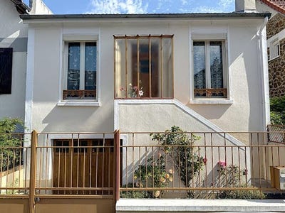 /international/fr/l-hay-les-roses-ile-de-france-310100825573/