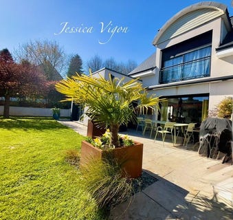 /international/fr/fontenay-upper-normandy-310107300964/