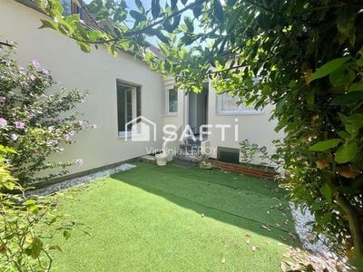 /international/fr/lacroix-saint-ouen-picardie-310101380841/
