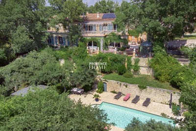 /international/fr/robion-provence-alpes-cote-d-azur-310100608710/