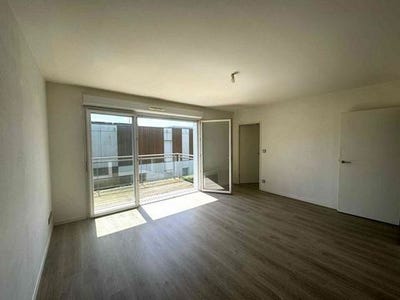 /international/fr/hallennes-lez-haubourdin-calais-310100405118/