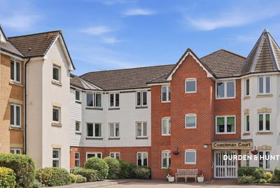 /international/gb/rochford-england-310120475546/