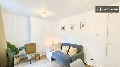 /international/gb/london-england-310108562575/