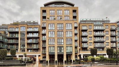 /international/gb/kew-bridge-road-brentford-london-england-310103636897/