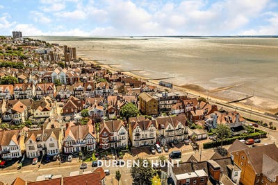 /international/gb/westcliff-on-sea-england-310120428765/