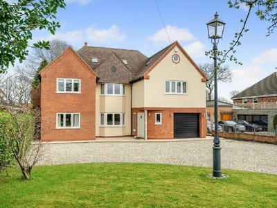 /international/gb/earlswood-england-310120142338/