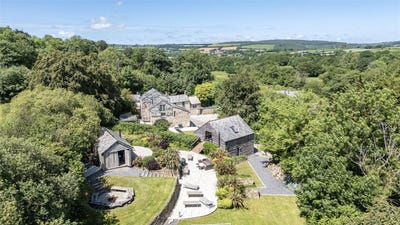 /international/gb/bodmin-england-310120474995/