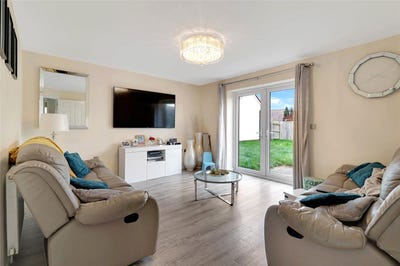 /international/gb/barnstaple-england-310120478580/