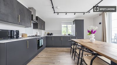 /international/gb/london-england-310108562814/