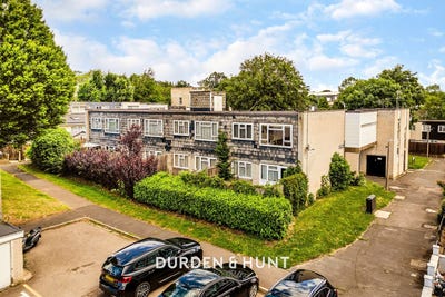 /international/gb/loughton-england-310120542702/