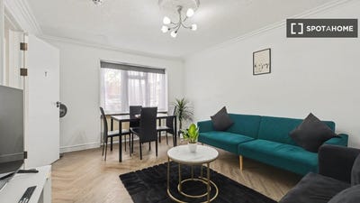 /international/gb/london-england-310108556399/