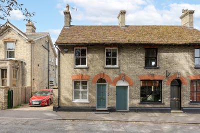 /international/gb/9-mill-st-ashwell-england-310108102904/
