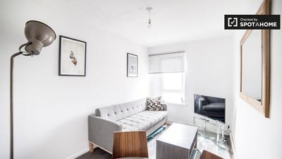 /international/gb/london-england-310095601903/