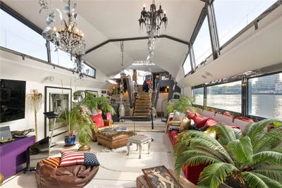 /international/gb/houseboat-imperial-wharf-london-england-310098414992/