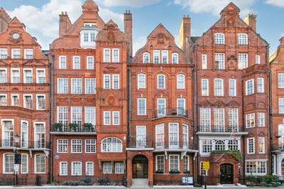 /international/gb/cadogan-square-england-london-england-310101227246/