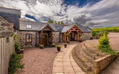 /international/gb/gateside-steading-kincardineshire-scotland-310106624706/