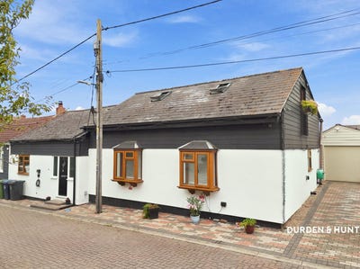 /international/gb/rochford-england-310120478149/