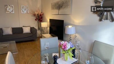 /international/gb/london-england-310104858181/