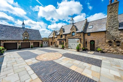/international/gb/the-coach-house-mill-lane-aughton-england-310101442567/?lang=pt