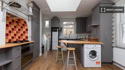 /international/gb/london-england-310108563401/