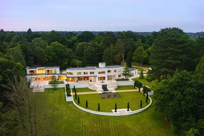 /international/gb/surrey-england-310095644695/