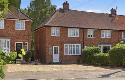 /international/gb/26-hampden-rd-hitchin-england-310120007451/