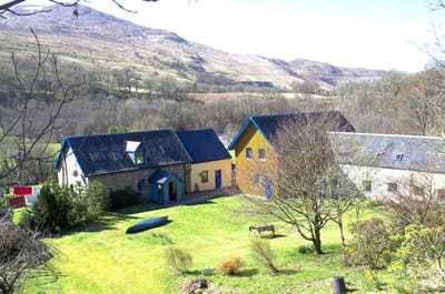 /international/gb/aite-cruinnichidh-hostel-inverness-shire-scotland-310098556842/