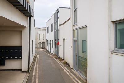 /international/gb/rose-joan-mews-london-london-england-310101485909/