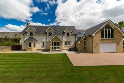 /international/gb/ml12-6jj-scottish-borders-scotland-310108591546/