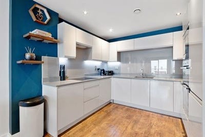 /international/gb/wandsworth-england-310106488968/