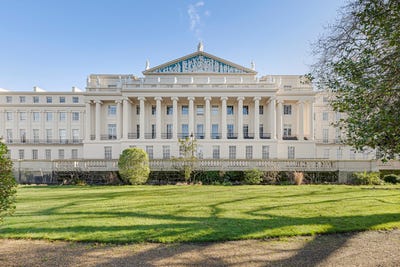 /international/gb/cumberland-terrace-england-london-england-310095621519/