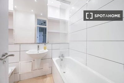 /international/gb/london-england-310108563709/