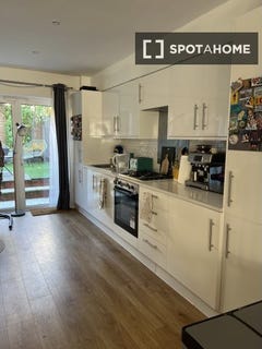 /international/gb/london-england-310102841540/