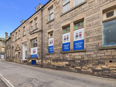 /international/gb/4-lossie-wynd-elgin-scotland-310106822819/