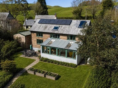 /international/gb/elerch-wales-310120543464/