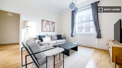 /international/gb/london-england-310100037781/