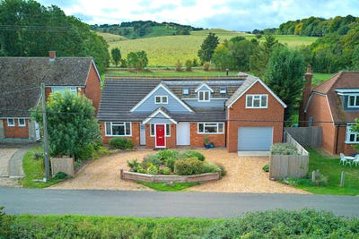 /international/gb/pegsdon-pegsdon-england-310102457497/