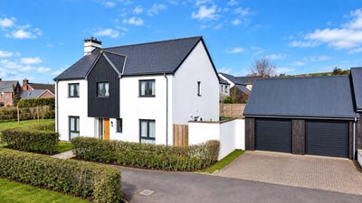 /international/gb/barnstaple-england-310120478159/