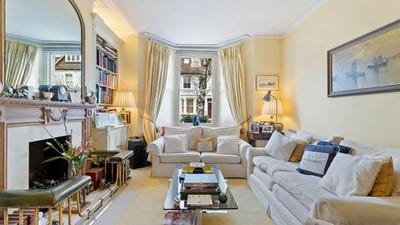 /international/gb/london-england-310106750890/
