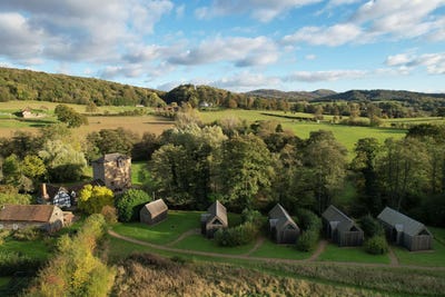/international/gb/worcestershire-england-310102863298/