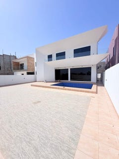 /international/gh/e-legon-hills-accra-greater-accra-region-310107448200/