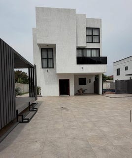 /international/gh/e-legon-accra-greater-accra-region-310107945669/