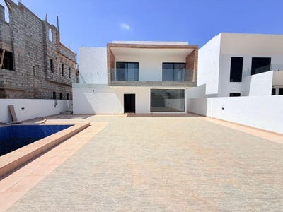 /international/gh/e-legon-hills-accra-greater-accra-region-310107448208/