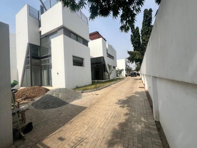 /international/gh/wisconsin-university-unit-2-bed-accra-greater-accra-region-310106291678/
