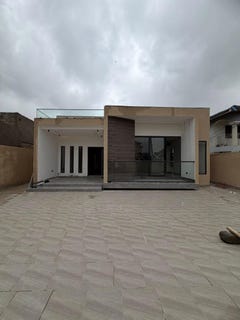 /international/gh/lakeside-estate-accra-greater-accra-region-310108809413/