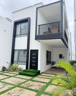 /international/gh/e-legon-hills-accra-greater-accra-region-310104978117/