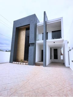 /international/gh/lakeside-accra-greater-accra-region-310105531827/