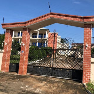 /international/gh/mcarthy-hill-accra-greater-accra-region-310108365780/