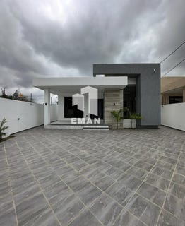 /international/gh/new-legon-lakeside-accra-greater-accra-region-310105427238/