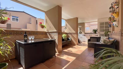/international/gi/beautiful-2-bedroom-apartment-in-elliot-s-battery-gibraltar-elliot-s-battery-elliots-battery-310108596402/